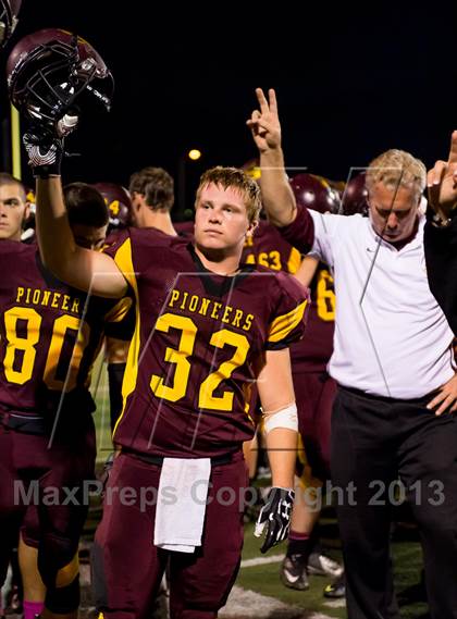 Thumbnail 2 in Royal @ Simi Valley photogallery.