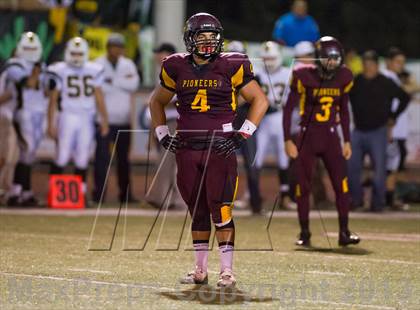 Thumbnail 3 in Royal @ Simi Valley photogallery.