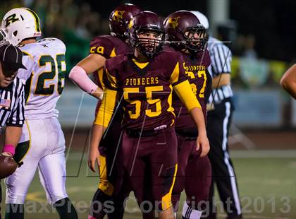 Thumbnail 1 in Royal @ Simi Valley photogallery.