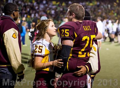 Thumbnail 1 in Royal @ Simi Valley photogallery.