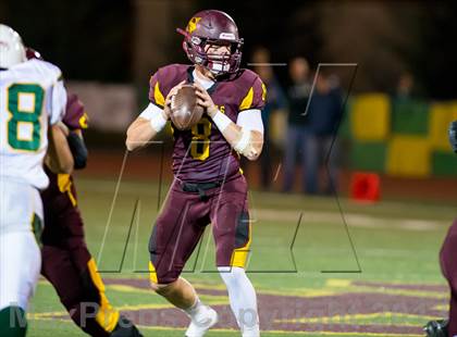 Thumbnail 3 in Royal @ Simi Valley photogallery.