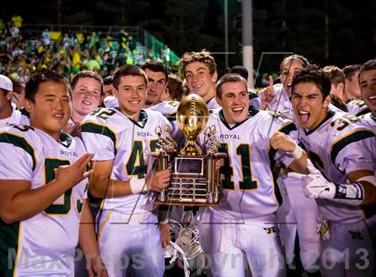 Thumbnail 2 in Royal @ Simi Valley photogallery.