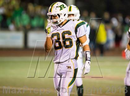 Thumbnail 2 in Royal @ Simi Valley photogallery.