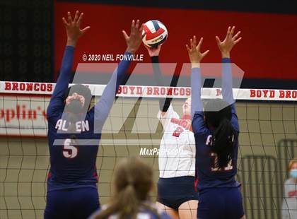 Thumbnail 2 in Allen @ Boyd photogallery.