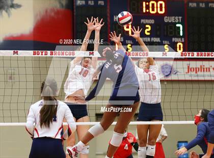 Thumbnail 2 in Allen @ Boyd photogallery.