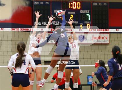 Thumbnail 1 in Allen @ Boyd photogallery.
