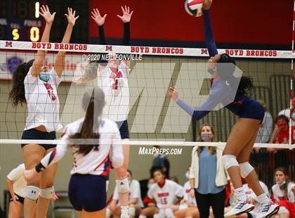 Thumbnail 3 in Allen @ Boyd photogallery.