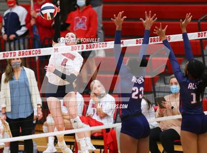 Thumbnail 2 in Allen @ Boyd photogallery.