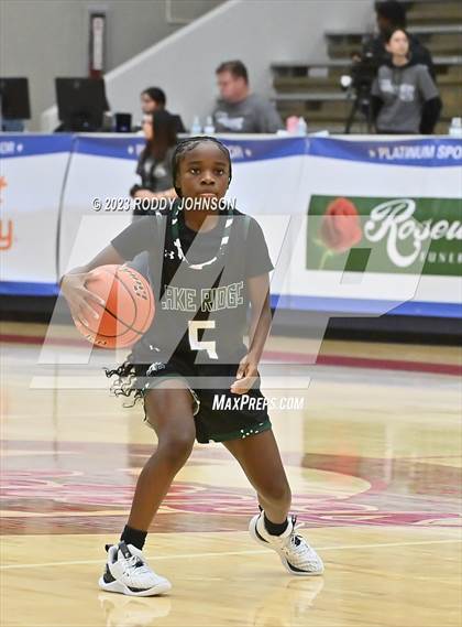 Thumbnail 1 in Lake Ridge vs. Corpus Christi Veterans Memorial (McDonald's Texas Invitational) photogallery.