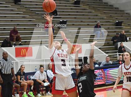 Thumbnail 3 in Lake Ridge vs. Corpus Christi Veterans Memorial (McDonald's Texas Invitational) photogallery.