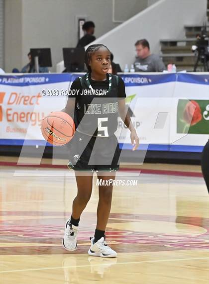 Thumbnail 2 in Lake Ridge vs. Corpus Christi Veterans Memorial (McDonald's Texas Invitational) photogallery.