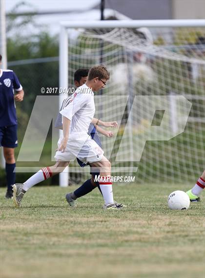 Thumbnail 1 in Fr: Freshman: Oak Park @ Fort Osage photogallery.