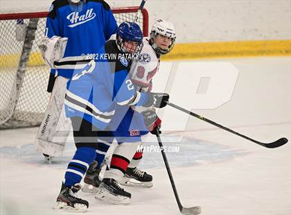Thumbnail 1 in Hall @ E.O. Smith/Tolland photogallery.
