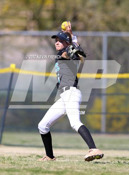 Thumbnail 2 in Hamilton vs. Highland photogallery.
