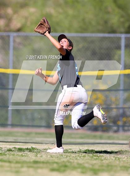 Thumbnail 3 in Hamilton vs. Highland photogallery.