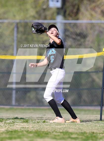 Thumbnail 1 in Hamilton vs. Highland photogallery.