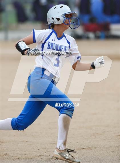 Thumbnail 3 in Broomfield vs Mountain View (Loveland Softball Showcase) photogallery.
