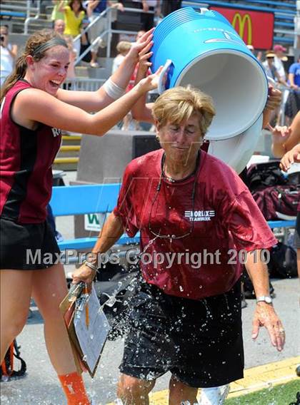 Thumbnail 3 in Springfield vs. Radnor (PIAA Final) photogallery.