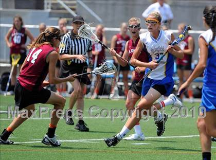 Thumbnail 1 in Springfield vs. Radnor (PIAA Final) photogallery.