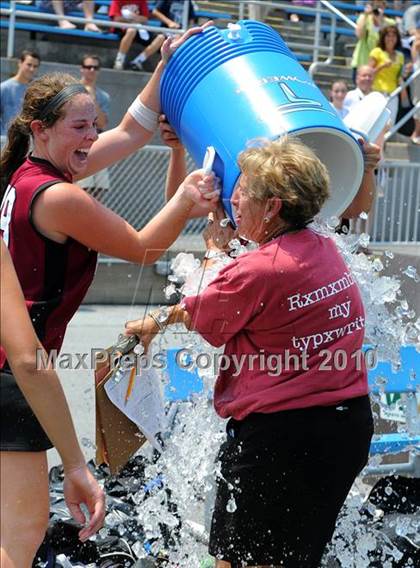 Thumbnail 1 in Springfield vs. Radnor (PIAA Final) photogallery.