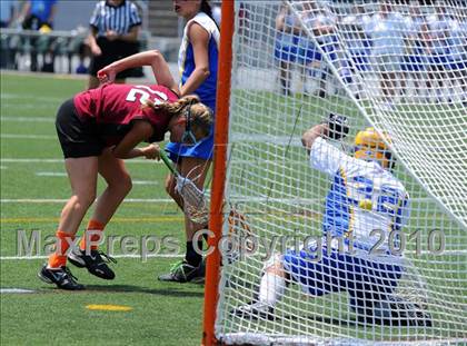 Thumbnail 1 in Springfield vs. Radnor (PIAA Final) photogallery.