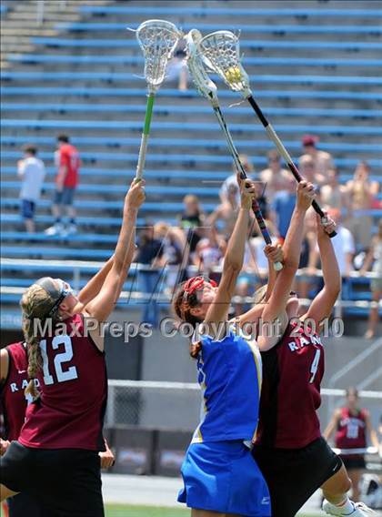 Thumbnail 2 in Springfield vs. Radnor (PIAA Final) photogallery.