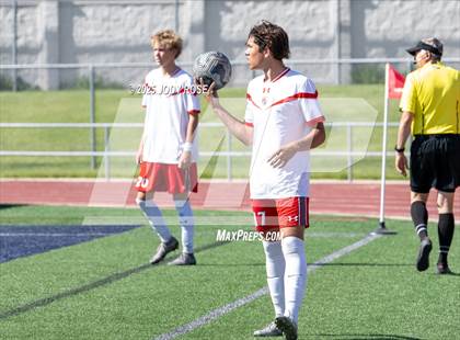 Thumbnail 3 in Syracuse vs. Mountain Ridge (UHSAA  6A Round 1) photogallery.