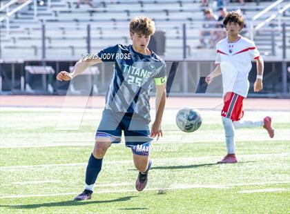 Thumbnail 3 in Syracuse vs. Mountain Ridge (UHSAA  6A Round 1) photogallery.