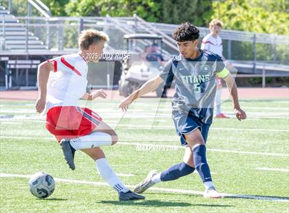 Thumbnail 2 in Syracuse vs. Mountain Ridge (UHSAA  6A Round 1) photogallery.