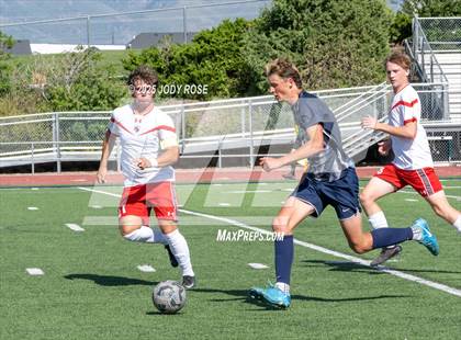 Thumbnail 3 in Syracuse vs. Mountain Ridge (UHSAA  6A Round 1) photogallery.