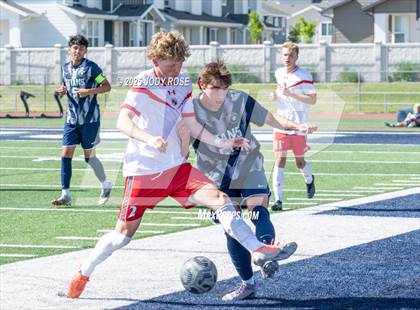 Thumbnail 3 in Syracuse vs. Mountain Ridge (UHSAA  6A Round 1) photogallery.