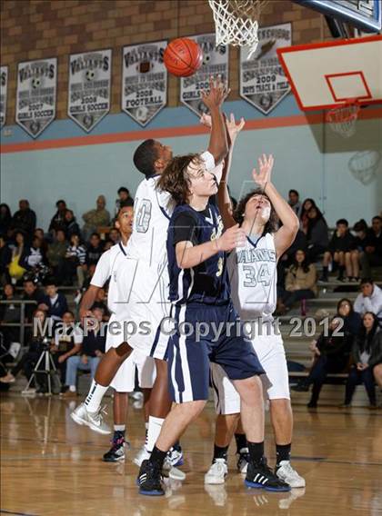 Thumbnail 1 in St. Genevieve vs. Crean Lutheran (CIF SS Playoffs) photogallery.