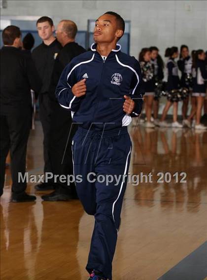 Thumbnail 3 in St. Genevieve vs. Crean Lutheran (CIF SS Playoffs) photogallery.