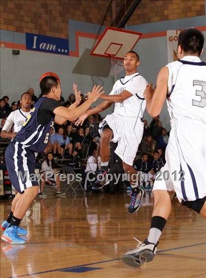 Thumbnail 1 in St. Genevieve vs. Crean Lutheran (CIF SS Playoffs) photogallery.