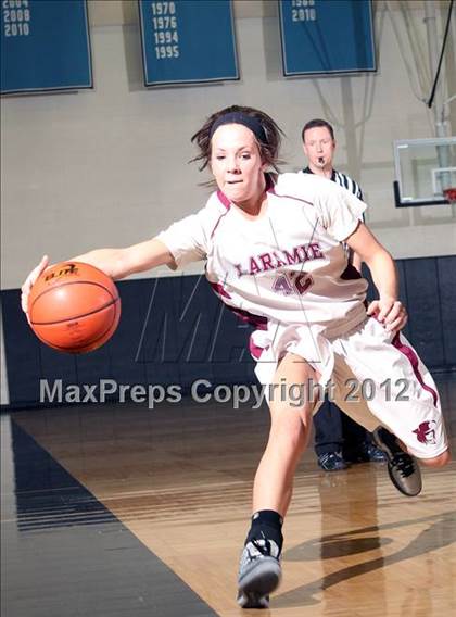Thumbnail 2 in Sheridan vs. Laramie (4A East Regional Playoffs) photogallery.