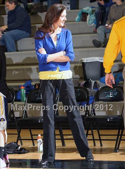 Thumbnail 2 in Sheridan vs. Laramie (4A East Regional Playoffs) photogallery.