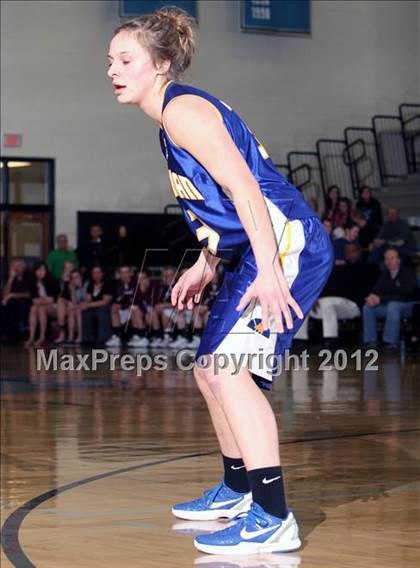 Thumbnail 3 in Sheridan vs. Laramie (4A East Regional Playoffs) photogallery.