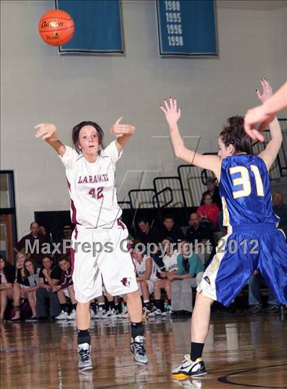 Thumbnail 2 in Sheridan vs. Laramie (4A East Regional Playoffs) photogallery.