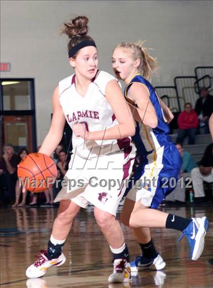 Thumbnail 3 in Sheridan vs. Laramie (4A East Regional Playoffs) photogallery.