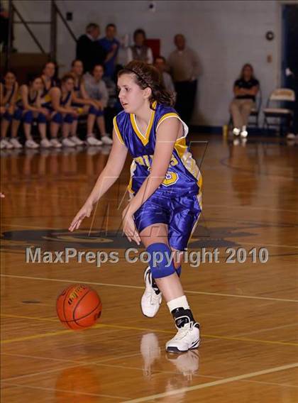 Thumbnail 3 in West Forest vs. Elk County Catholic (PIAA District 9 A Finals) photogallery.