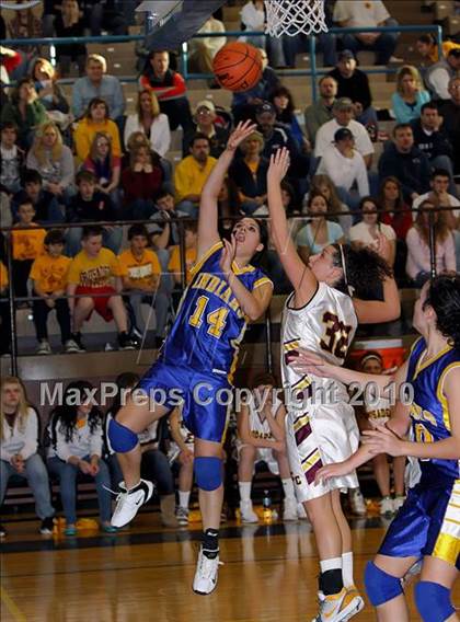 Thumbnail 2 in West Forest vs. Elk County Catholic (PIAA District 9 A Finals) photogallery.