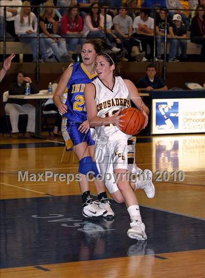 Thumbnail 3 in West Forest vs. Elk County Catholic (PIAA District 9 A Finals) photogallery.