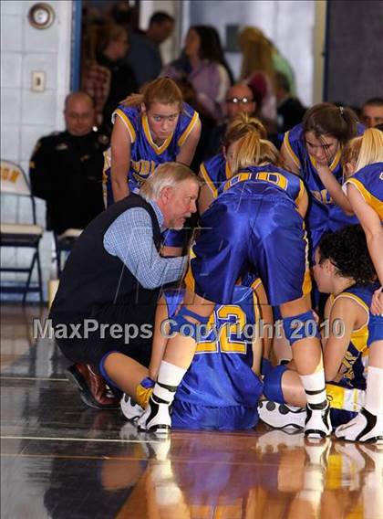 Thumbnail 1 in West Forest vs. Elk County Catholic (PIAA District 9 A Finals) photogallery.