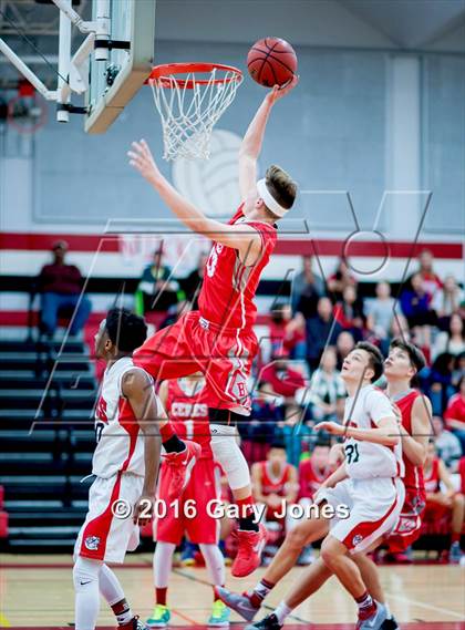 Thumbnail 3 in Ceres vs Cordova (CIF SJS D3 Playoff) photogallery.