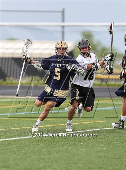 Thumbnail 3 in Mullen vs. Monarch (CHSAA 5A Round 1) photogallery.
