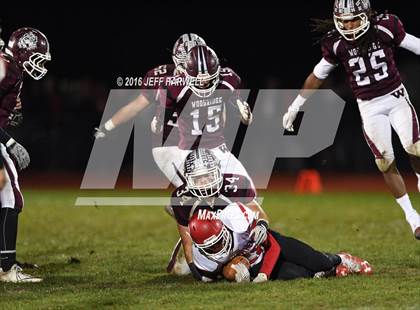 Thumbnail 1 in Struthers @ Woodridge (OHSAA Division IV Region 13 Quarterfinal) photogallery.