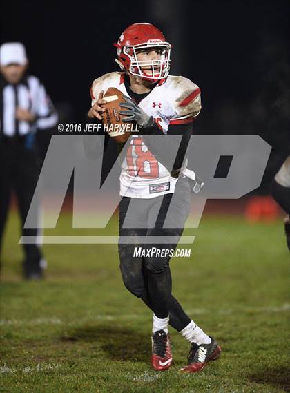Thumbnail 2 in Struthers @ Woodridge (OHSAA Division IV Region 13 Quarterfinal) photogallery.