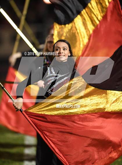 Thumbnail 2 in Struthers @ Woodridge (OHSAA Division IV Region 13 Quarterfinal) photogallery.