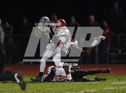 Thumbnail 3 in Struthers @ Woodridge (OHSAA Division IV Region 13 Quarterfinal) photogallery.