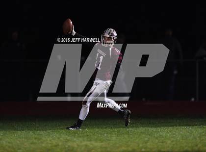Thumbnail 1 in Struthers @ Woodridge (OHSAA Division IV Region 13 Quarterfinal) photogallery.